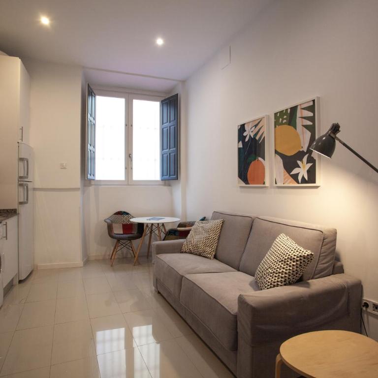 Apartment in Malasaña - Economy Quadruple Room - 10