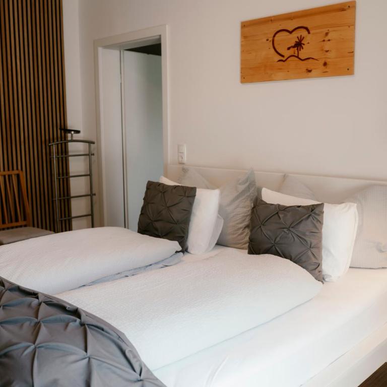 CLAUS RESCH APPARTEMENTS - E-Bike, Wandern, Minigolf, Familie, Urlaub an der Weinstraße - Appartement avec Terrasse - 6