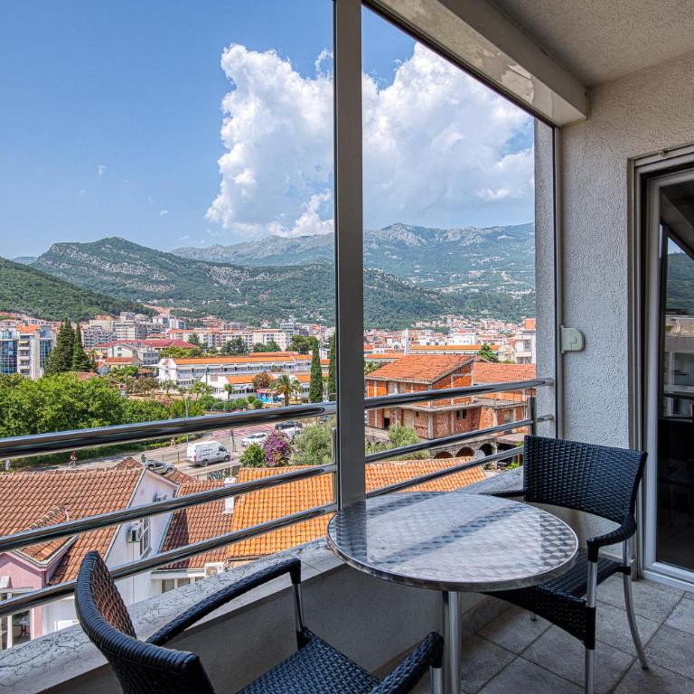 Studio apartment in the centre of Budva - Apartman sa 1 Spavaćom Sobom - 4