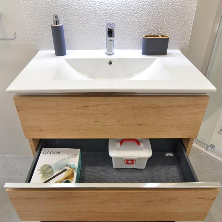 Bonito, confortable y equipado apartamento céntrico - Apartamento de 3 dormitorios - 12