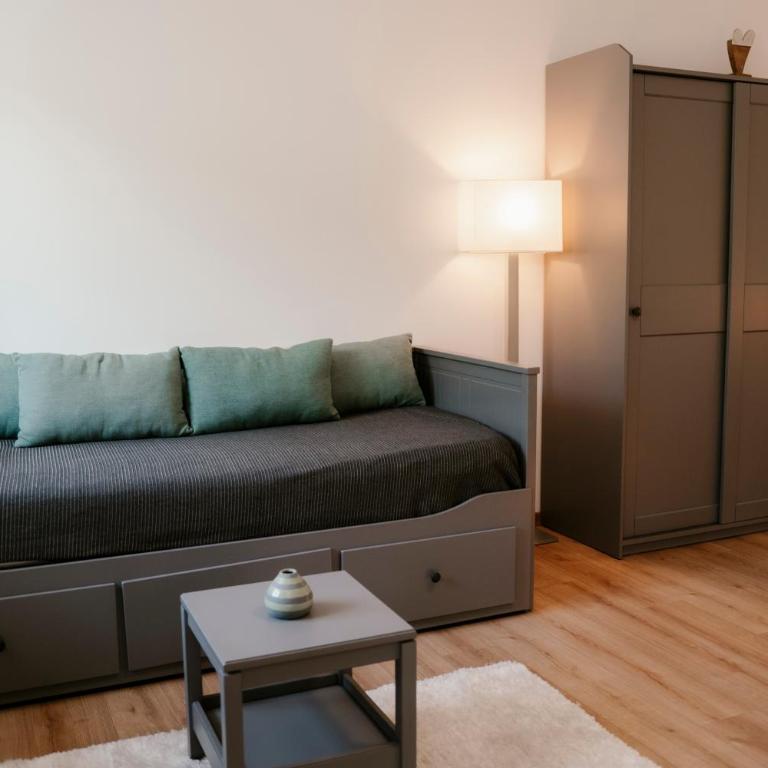 CLAUS RESCH APPARTEMENTS - E-Bike, Wandern, Minigolf, Familie, Urlaub an der Weinstraße - Grande Chambre Double - 23
