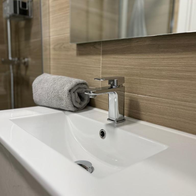 Josemaenea 2 - One-Bedroom Apartment - 6