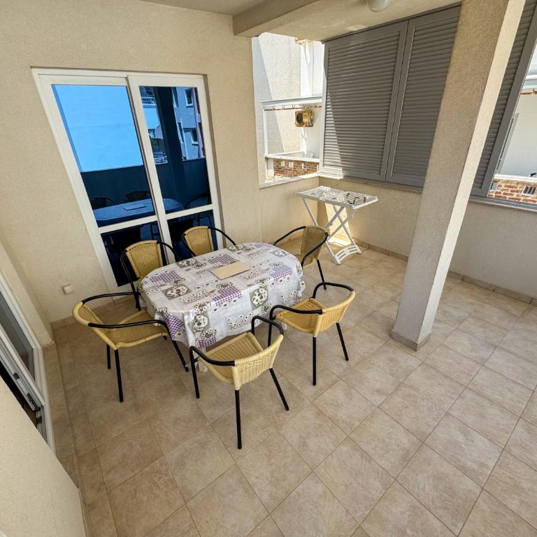 Biser Apartmani - Deluxe Double Room with Balcony and Sea View - 1