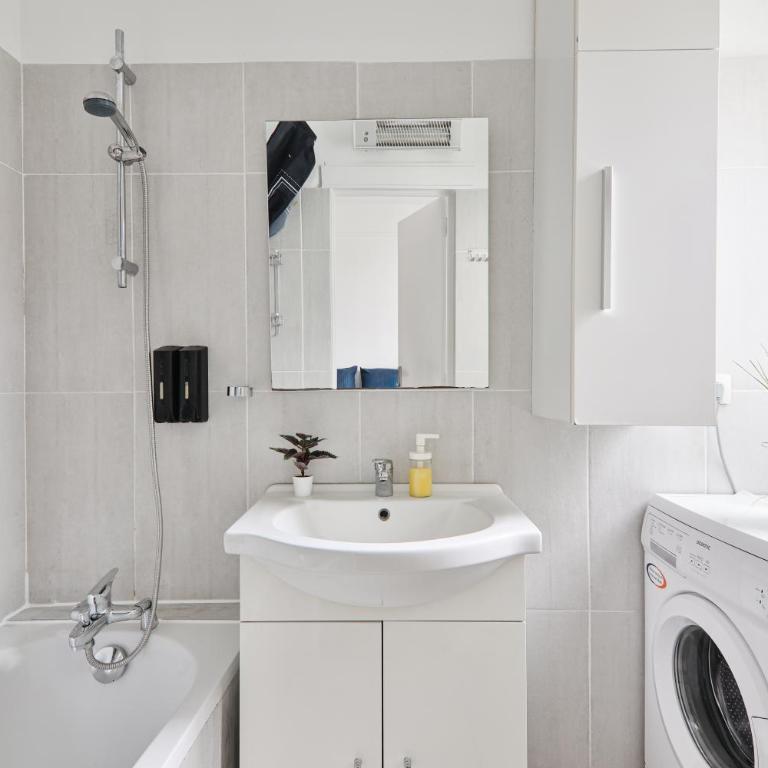 Heart of Paris 1BR-6P Tour Eiffel Free Netflix - Appartement 1 Chambre - 15