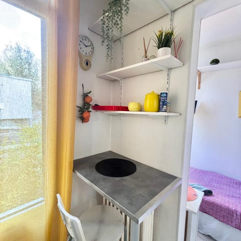 La ContrEscarpe - Studios de DEPANNAGE - Secteur GARE CENTRE - Budget Single Room - 8