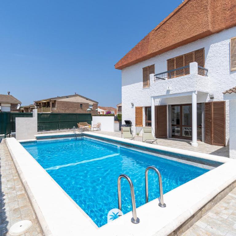 Mediterranean Way - Apartamento privado en villa compartida con piscina - Apartamento de 3 dormitorios - 4