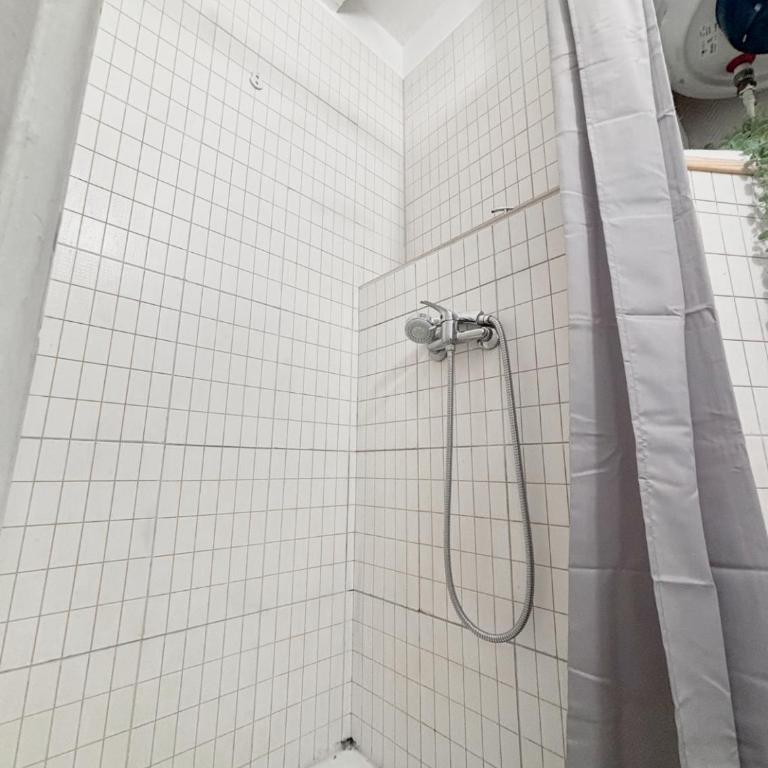 La ContrEscarpe - Studios de DEPANNAGE - Secteur GARE CENTRE - Deluxe Double Room - 5