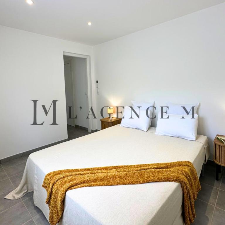 Appartement Petru - Spacieux, climatisé, grandes terrasses & parking, plage 200m - Appartement 2 Chambres - 5