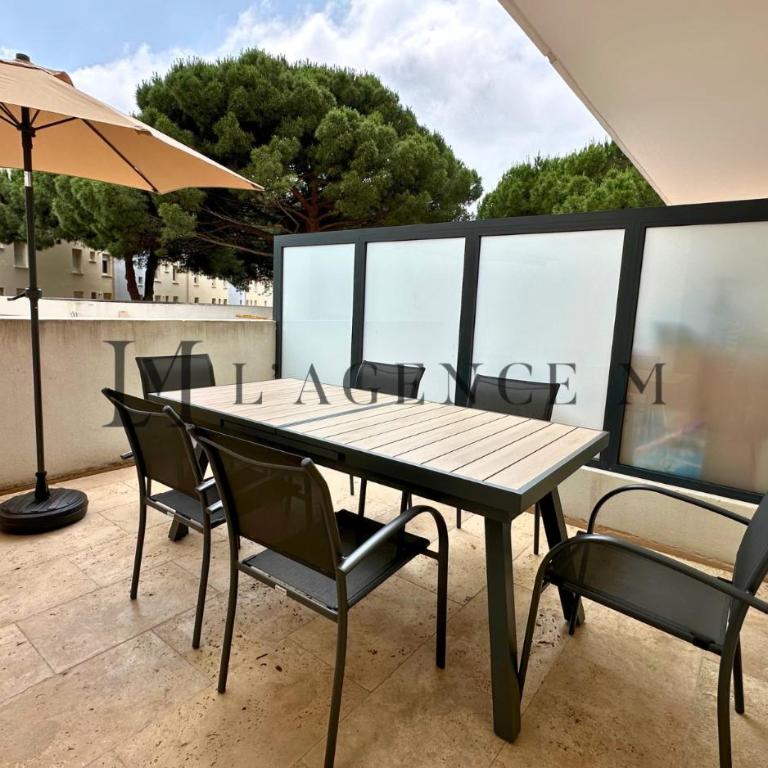 Appartement Petru - Spacieux, climatisé, grandes terrasses & parking, plage 200m - Appartement 2 Chambres - 7