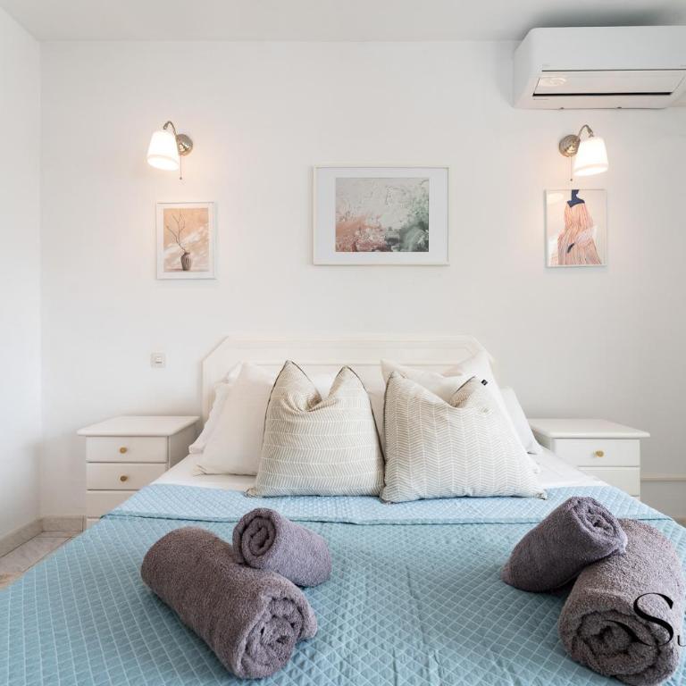 Great Location, Sea View, 2 Bedroom, Steps from the Beach - Two-Bedroom Apartment with Terrace and Sea View - 19