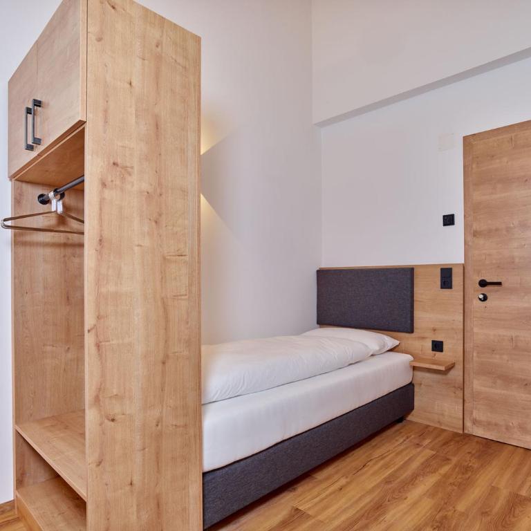 Haus Bergliebe - Two-Bedroom Apartment with Mountain View - 15