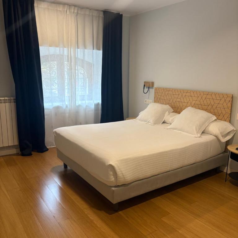 Hotel Puerto de Llanes - Double or Twin Room - 2