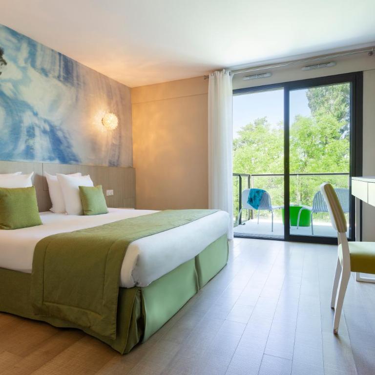 SOWELL HOTELS Domaine de la Petite Isle - Chambre Double Deluxe - 2