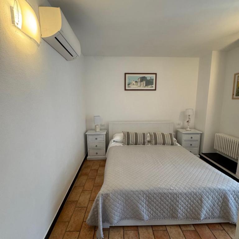 Affittacamere PZ - Camera Familiare con Vista Mare - 2