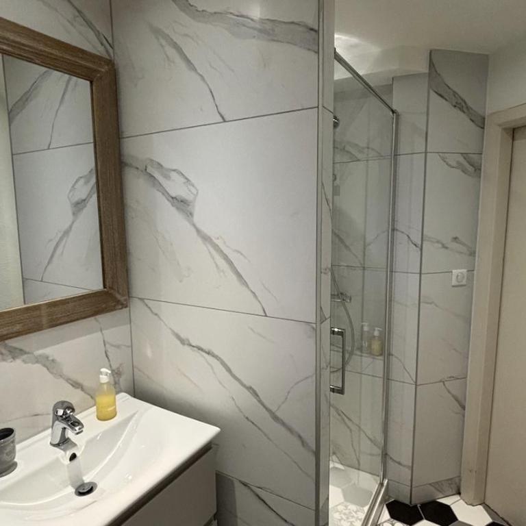 Appartement Bredala avec Parking et Climatisation - Appartamento con 2 Camere da Letto - 9