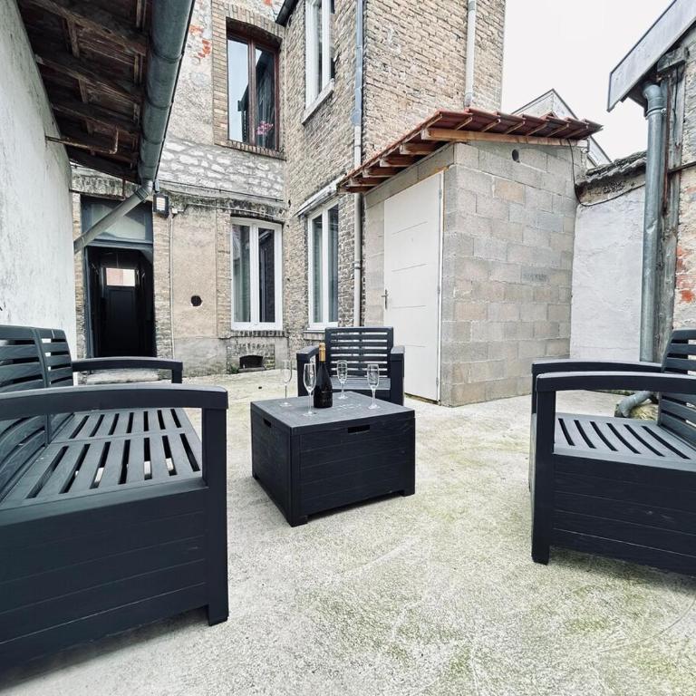 Chavalliaud 12 cocon en RDC proche centre-ville - Appartement 1 Chambre - 14