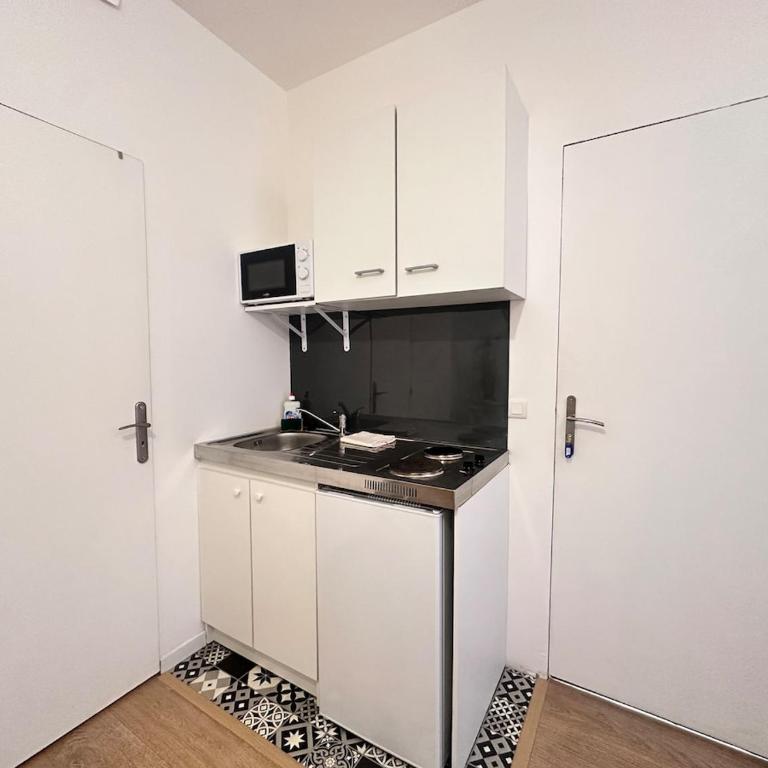 Chavalliaud 12 cocon en RDC proche centre-ville - Appartement 1 Chambre - 15