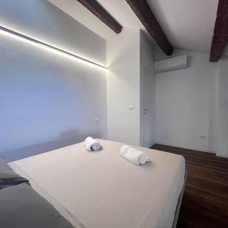 Appartamento Palazzo - Appartamento con 2 Camere da Letto - 22