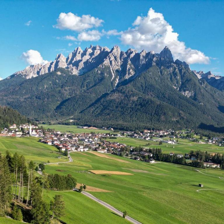 Enjoy Dolomites Apartment - Appartamento con 2 Camere da Letto e con Vista - 9