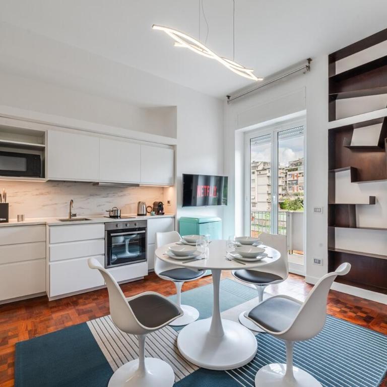 Rome Centre - Spacious Apartment - Jacuzzi - AC - WiFi - Appartamento con 2 Camere da Letto - 1
