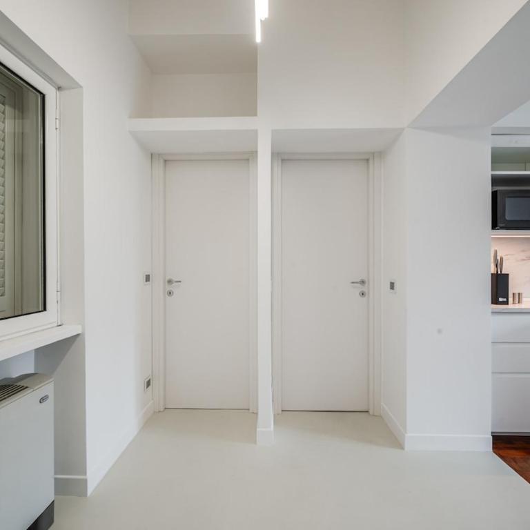 Rome Centre - Spacious Apartment - Jacuzzi - AC - WiFi - Appartamento con 2 Camere da Letto - 12