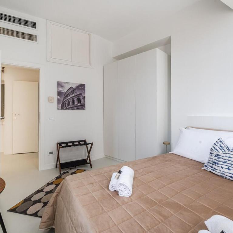 Rome Centre - Spacious Apartment - Jacuzzi - AC - WiFi - Appartamento con 2 Camere da Letto - 48