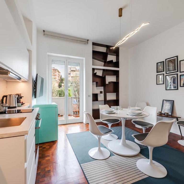Rome Centre - Spacious Apartment - Jacuzzi - AC - WiFi - Appartamento con 2 Camere da Letto - 59