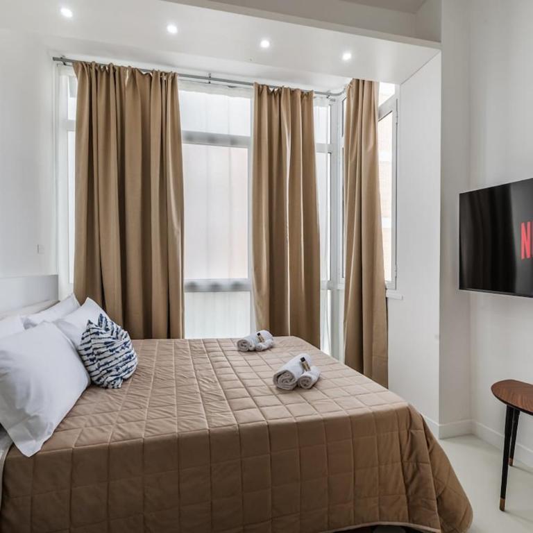 Rome Centre - Spacious Apartment - Jacuzzi - AC - WiFi - Appartamento con 2 Camere da Letto - 60