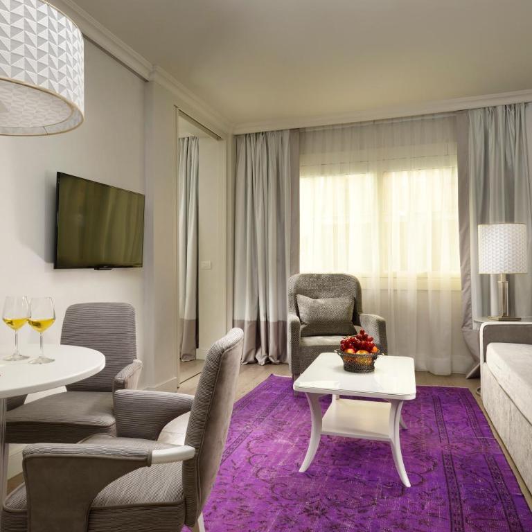 Ponte Vecchio Suites & Spa - Executive Suite - 2