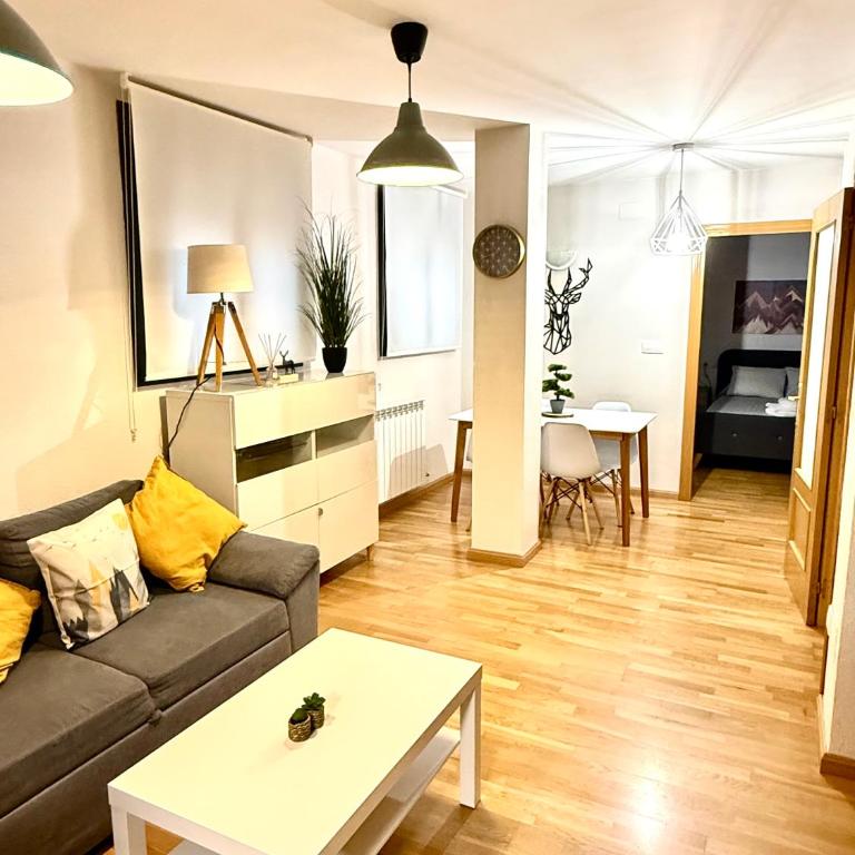 Apartamento céntrico con garaje - Apartment mit 2 Schlafzimmern - 1