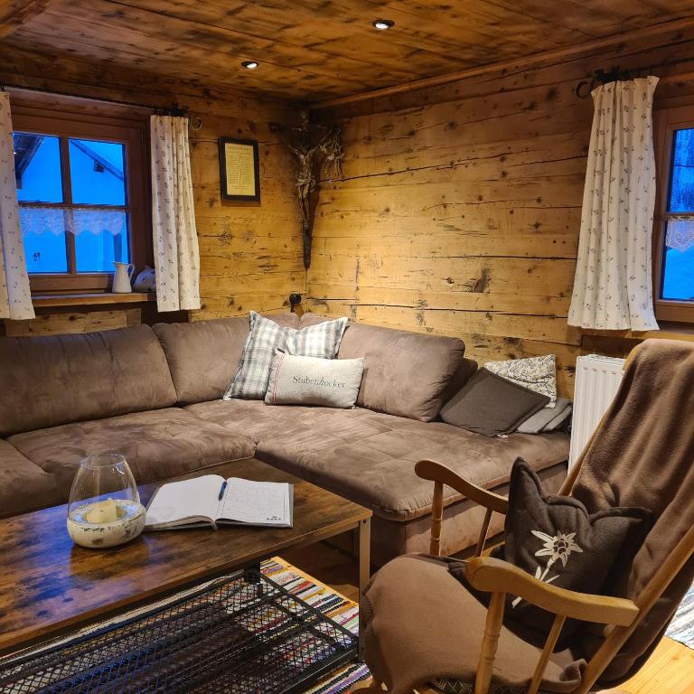 Haus Edelweiss Alpine Chalet near Samnaun - Ferienhaus - 42