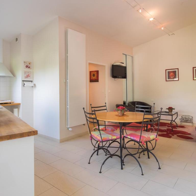 Manoir Du Parc (Adults only) - Cottage with private jacuzzi - Independant Building - 15