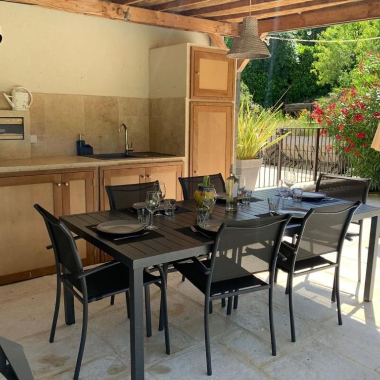 Belle et spacieuse villa - piscine - jardin - Villa - 12