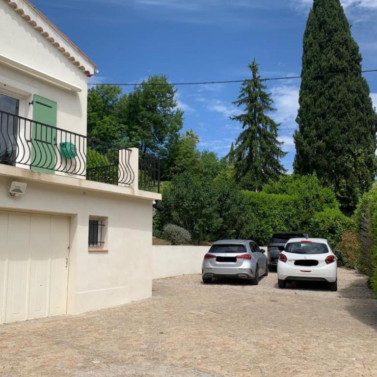 Belle et spacieuse villa - piscine - jardin - Villa - 29