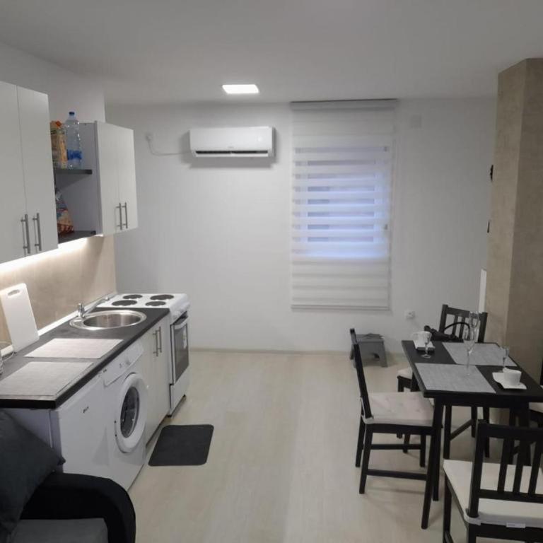 Belgrade Center Lux - One-Bedroom Apartment - 15