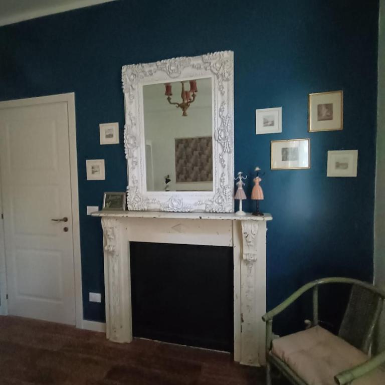 Casa Renata Romantic Fireplace - One-Bedroom Apartment - 12