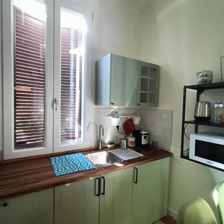Casa Renata Romantic Fireplace - One-Bedroom Apartment - 21
