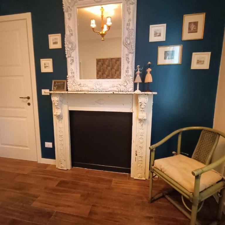 Casa Renata Romantic Fireplace - One-Bedroom Apartment - 24