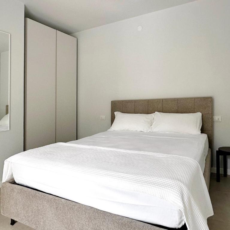 Lignano Pineta Apartment with pool - One-Bedroom Apartment with Terrace - 10