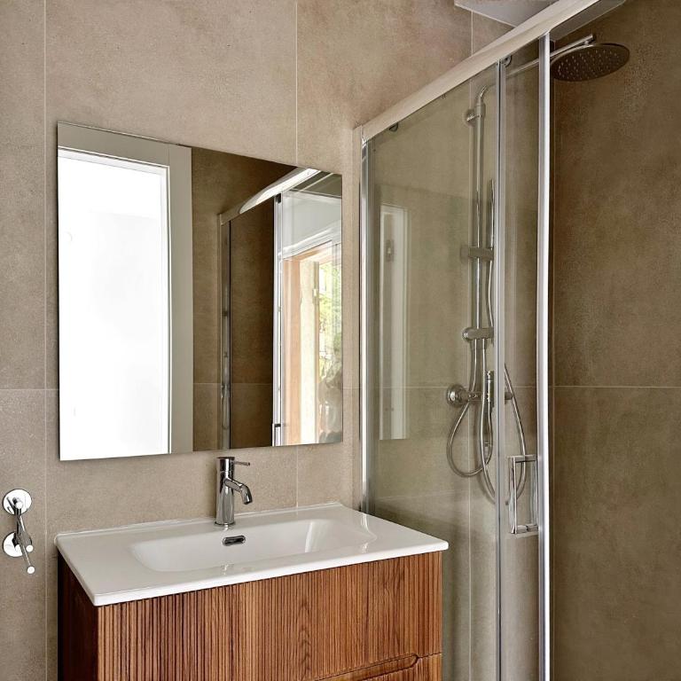 Lignano Pineta Apartment with pool - One-Bedroom Apartment with Terrace - 5