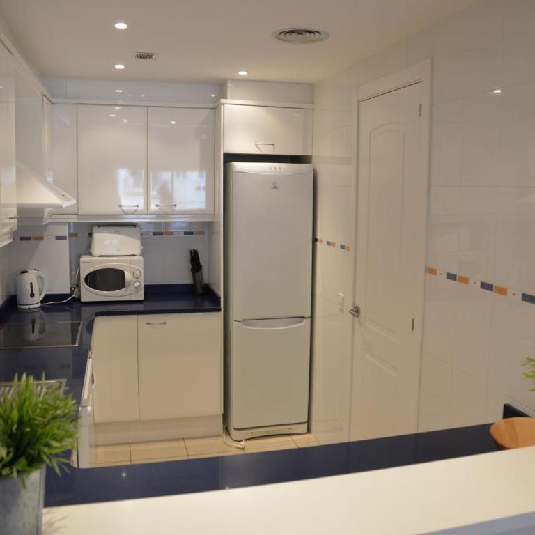 Estartit Park 1-2 - Two-Bedroom Apartment - 12