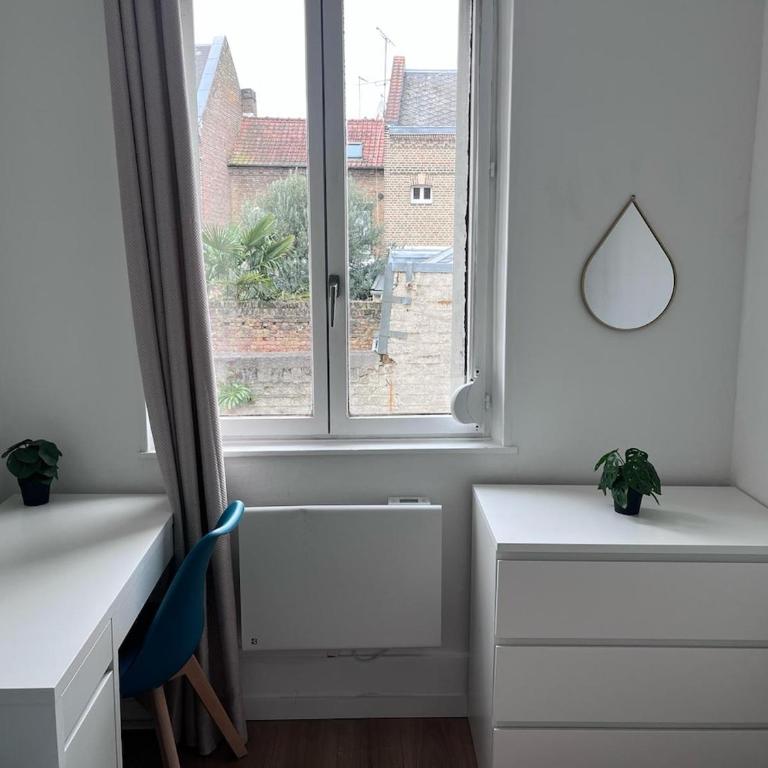 Maison cosy et calme à proximité de la gare - Four-Bedroom House - 11