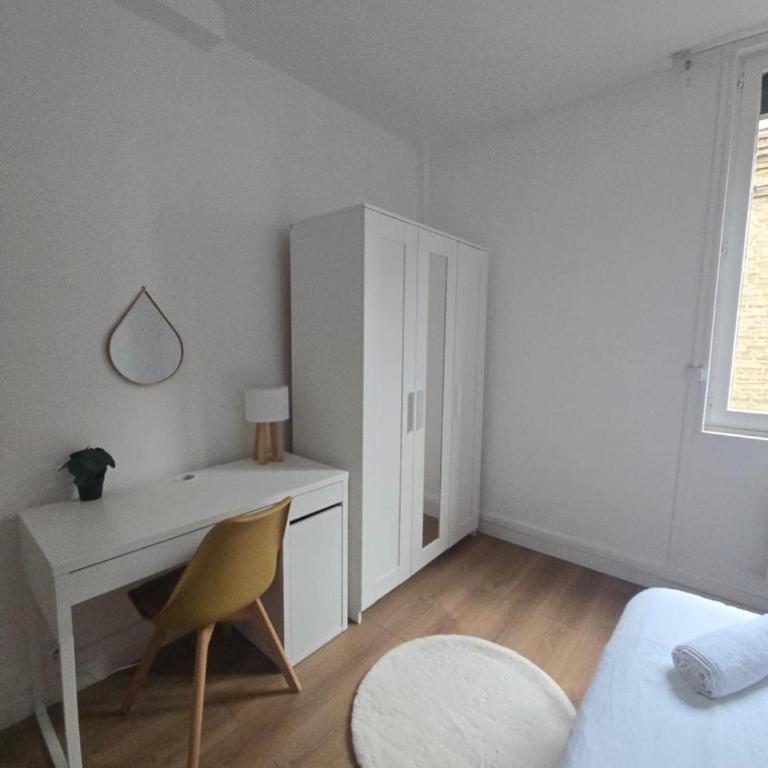 Maison cosy et calme à proximité de la gare - Four-Bedroom House - 24