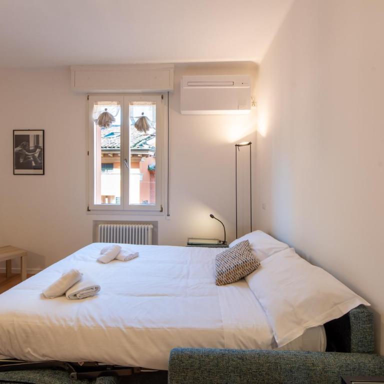 HouSmart Dimora D'Azeglio - Appartamento con 2 Camere da Letto e Vista Città - 7