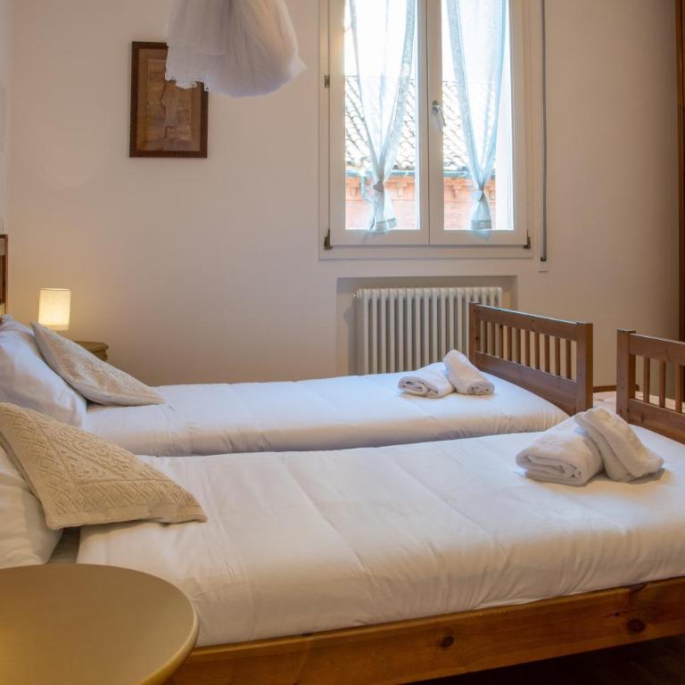 HouSmart Dimora D'Azeglio - Appartamento con 2 Camere da Letto e Vista Città - 11