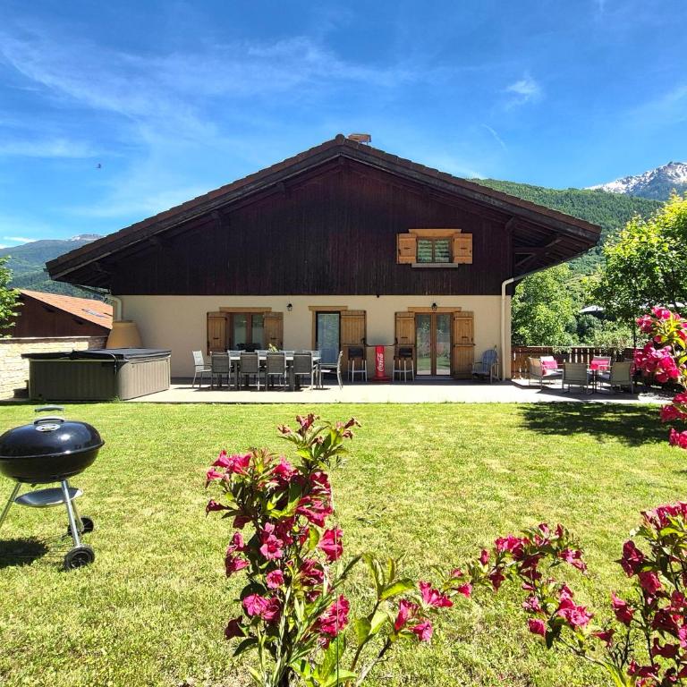 Chalet avec Jacuzzi, billard, jardin clos, proche Paradiski - Chalet - 48
