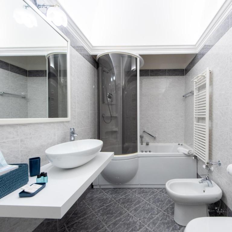 HouSmart Dimora D'Azeglio - Appartamento con 2 Camere da Letto e Vista Città - 32