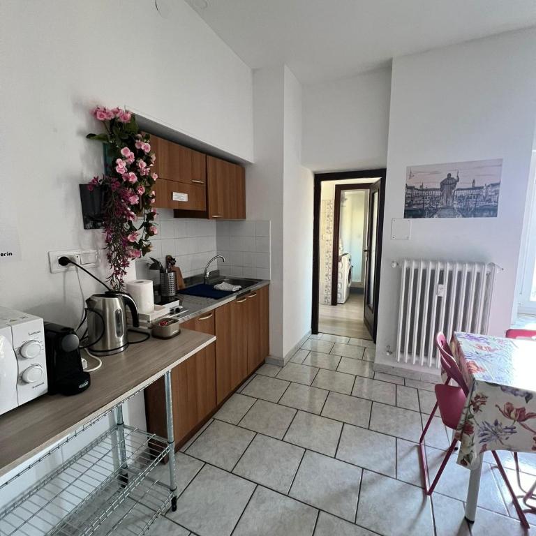 SWEET APT Piazza Statuto 9 Deluxe NEL PIENO CENTRO DI TORINO - Superior Apartment - 11