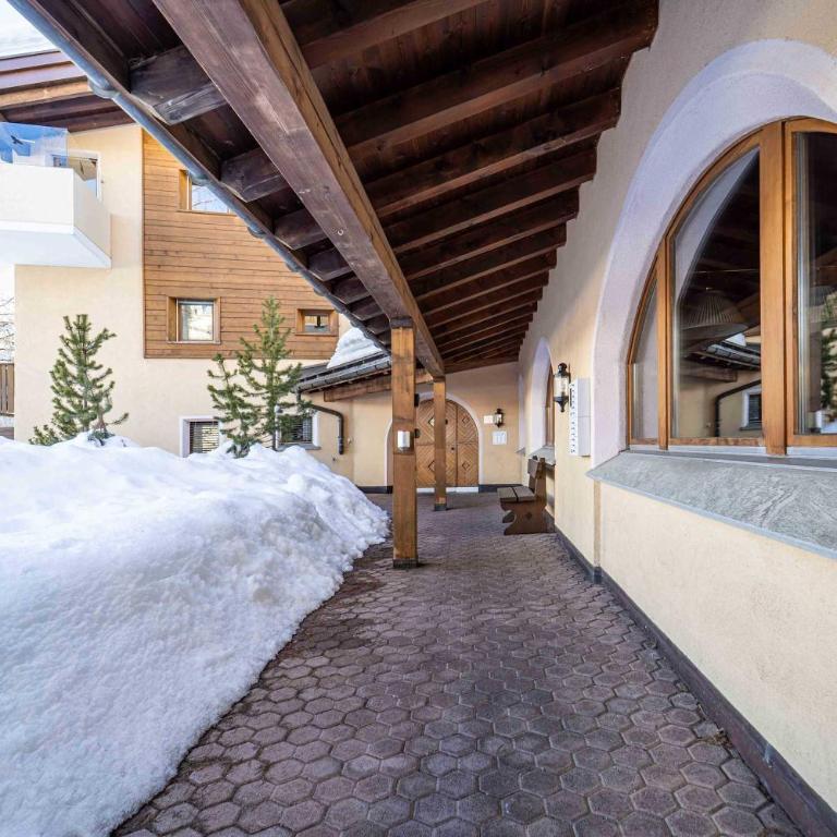 Chic Wellness Apartment and Balcony - Apartment - 25