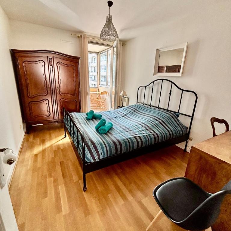 2 chambres, garage voiture, résidence calme - Appartement 2 Chambres - 17